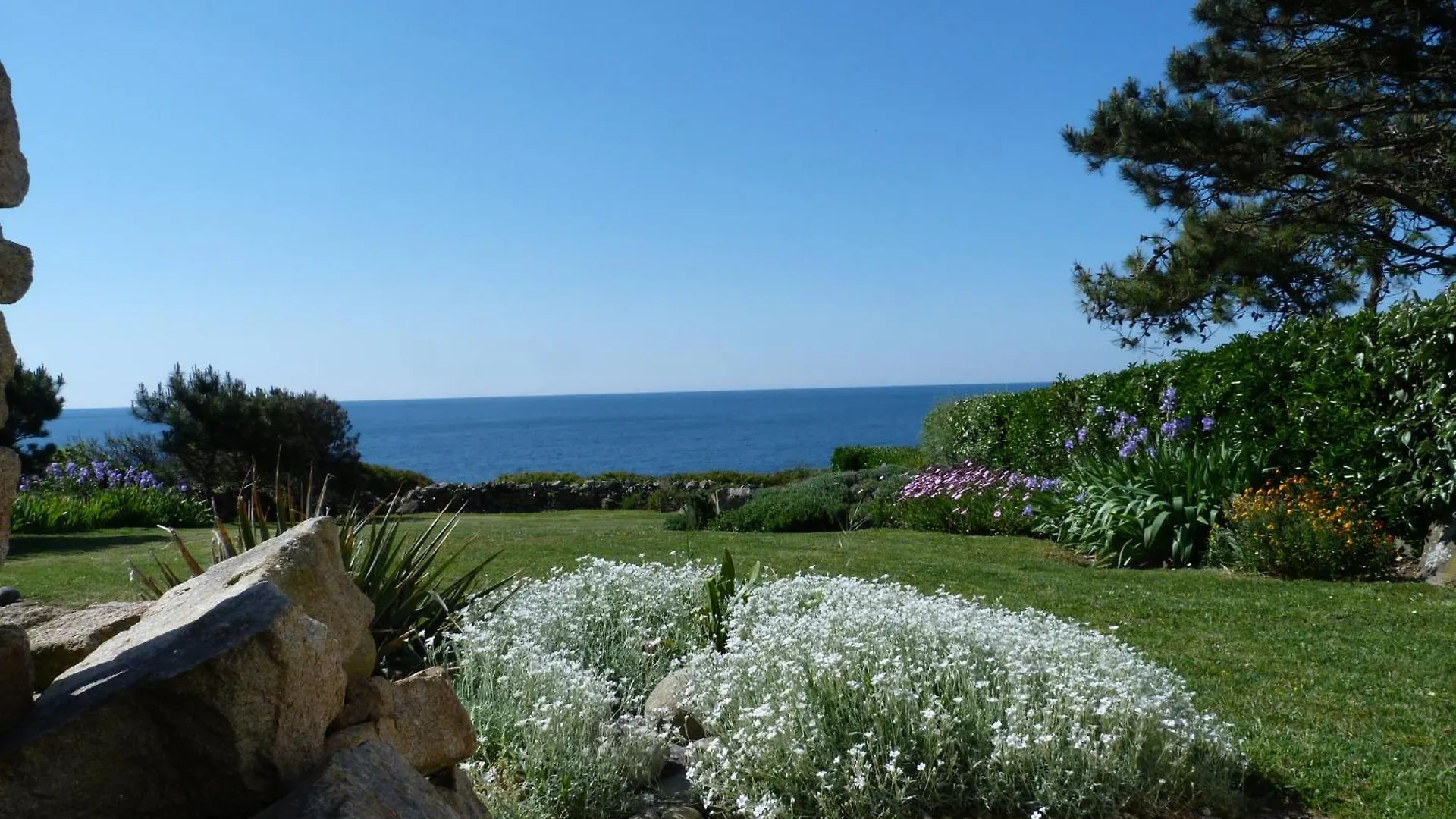 303 La Villa Courlis Les Pieds Dans L Eau Plouhinec  Hébergement de vacances Plouhinec (Finistere)